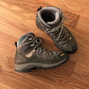 asolo fission hiking boots